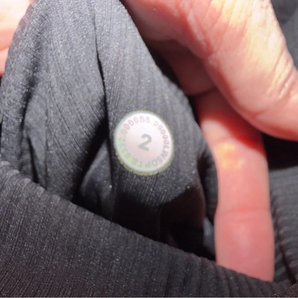 Lululemon Base Pace High-Rise Ribbed Tight 25" Black Workout Exercise Raw Edge 2 - Picture 6 of 6